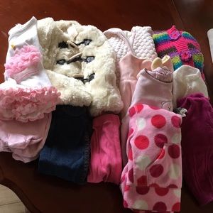 6 to 12 month old baby girl clothing lot!